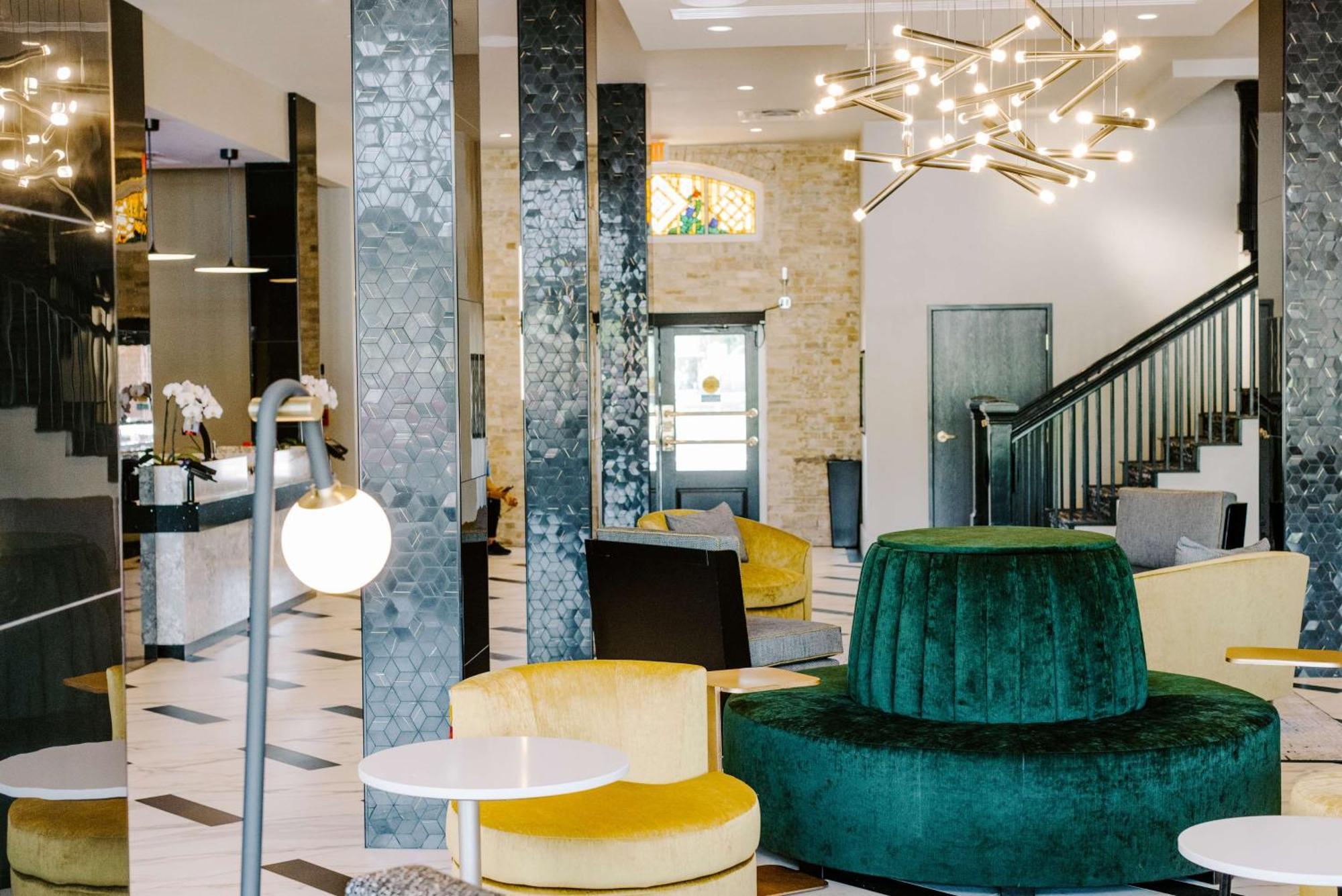 Hotel Aiden Riverwalk 3*